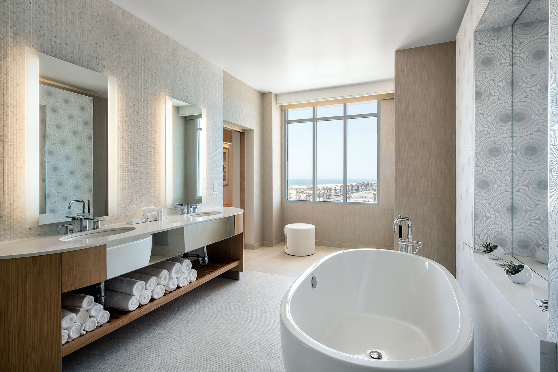 Pasea_Hotel_Presidential_Suite_Master_Bathroom